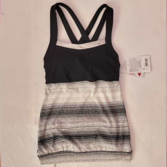 Athleta Stride Crunch and Punch Tank Top / XXS. - Picture 2 of 14